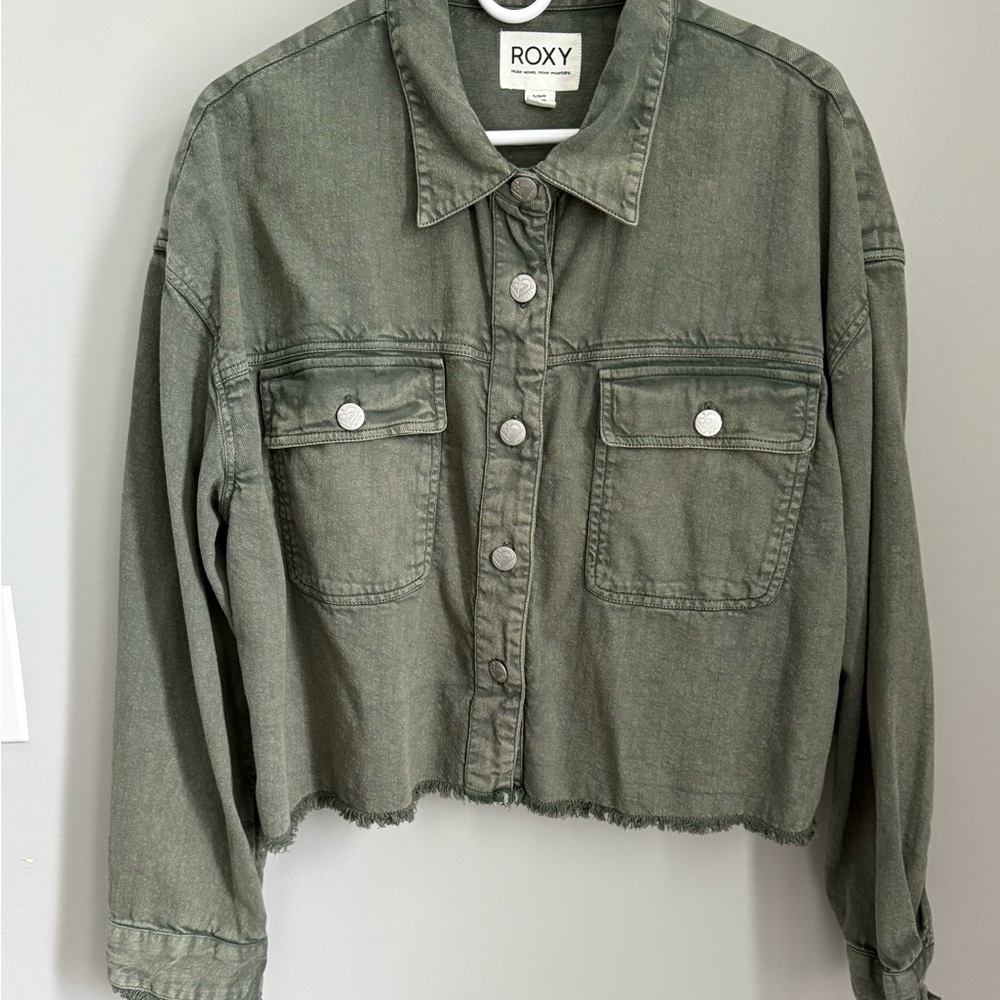 Roxy Olive Button-Up Cropped Jacket with fringe bottom. Worn one time.